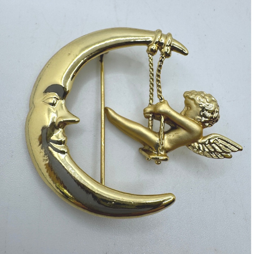 Danecraft Vintage Gold Tone Man in the Moon Swinging Cherub Angel Brooch Pin